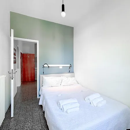 Belvedere Three-room View דירה